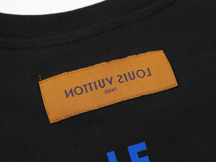 Men T-shirt  Top Quality maikesneakers