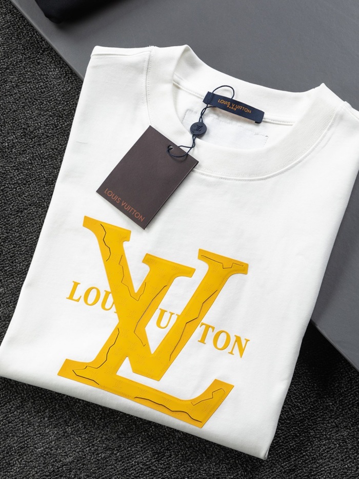 Men T-shirt  Top Quality maikesneakers