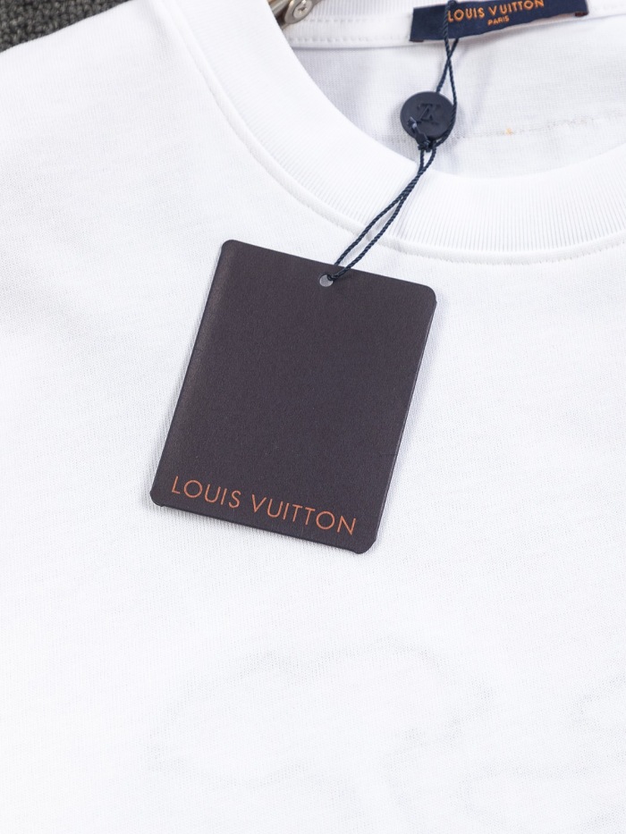 Men T-shirt  Top Quality maikesneakers
