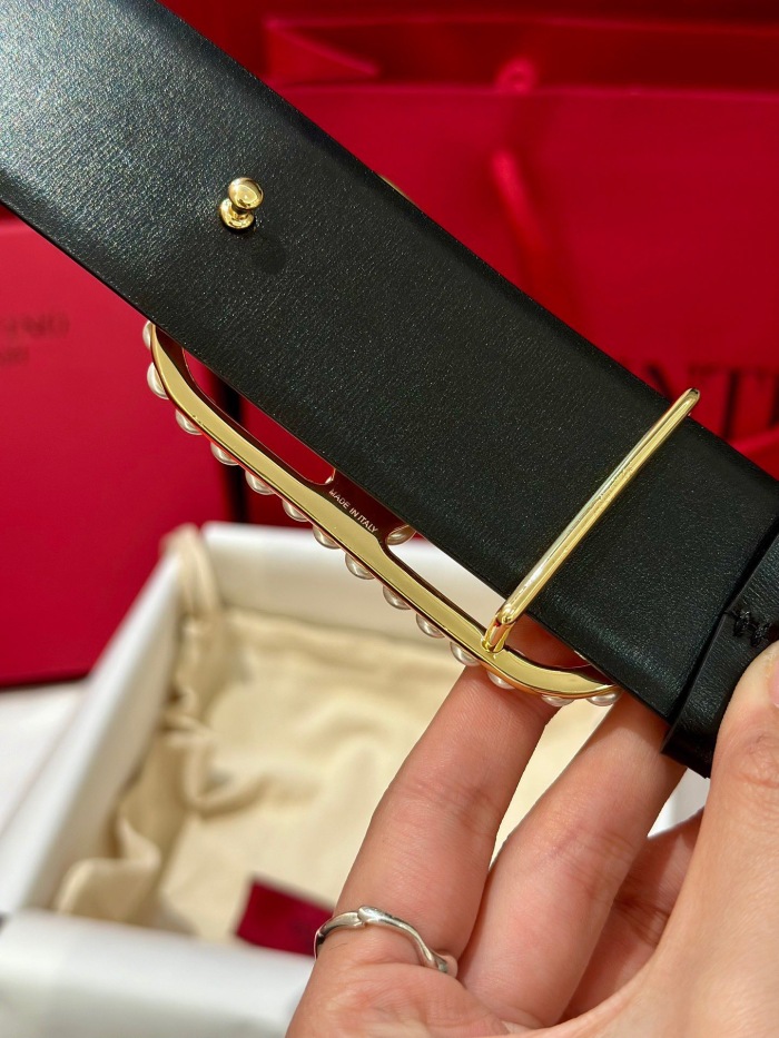 V*alentino Belts Top Quality