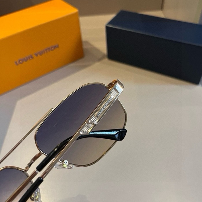 L*ouis V*uitton Glasses