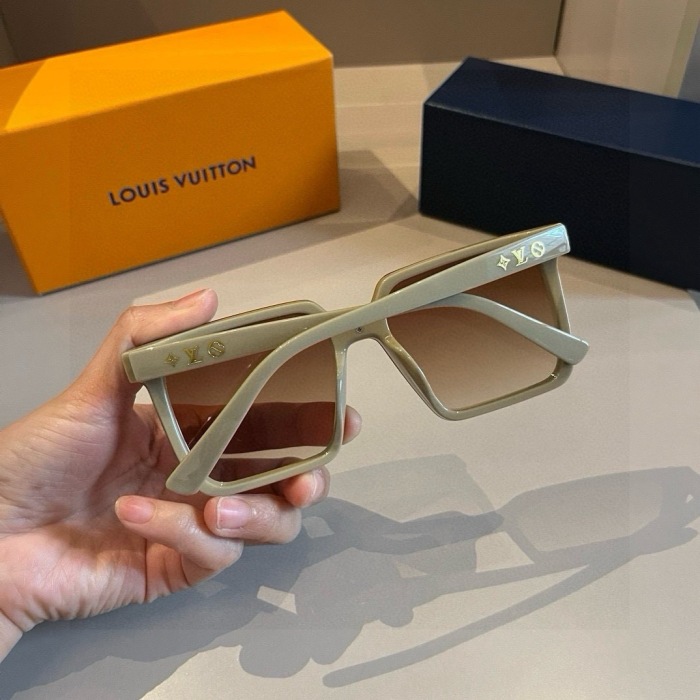 L*ouis V*uitton Glasses