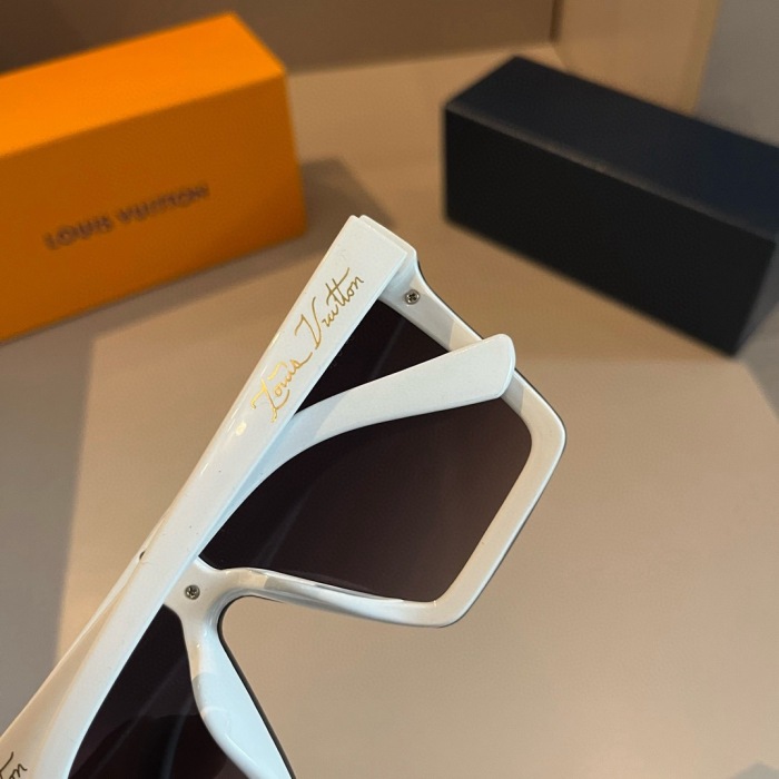 L*ouis V*uitton Glasses