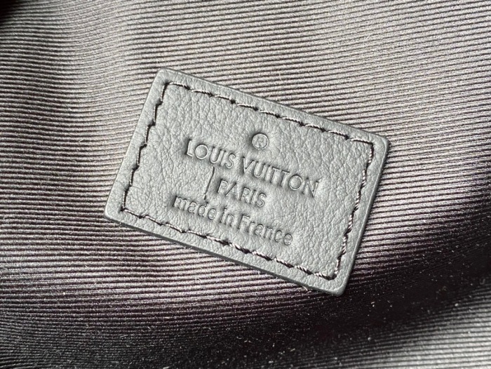 L*ouis V*uitton  Top Bag (maikesneakers)