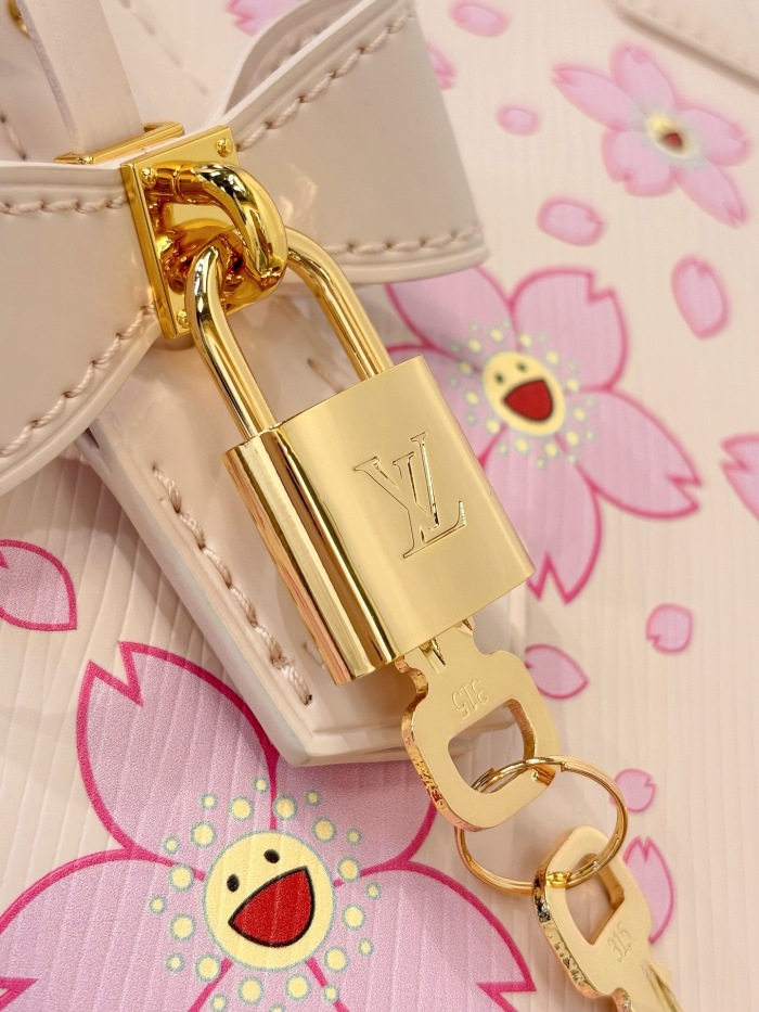 L*ouis V*uitton  Top Bag (maikesneakers)