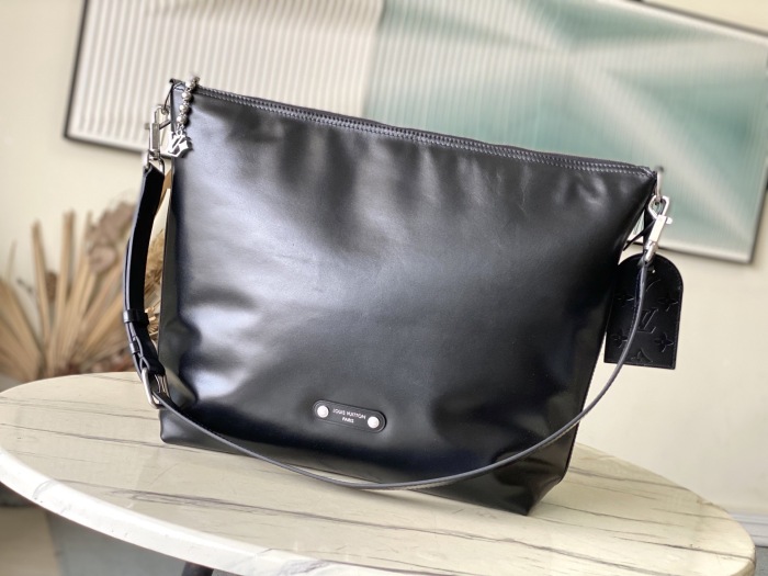 L*ouis V*uitton  Top Bag (maikesneakers)