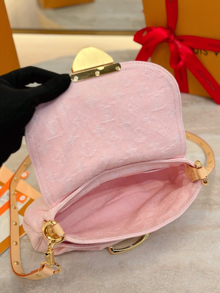 L*ouis V*uitton  Top Bag (maikesneakers)