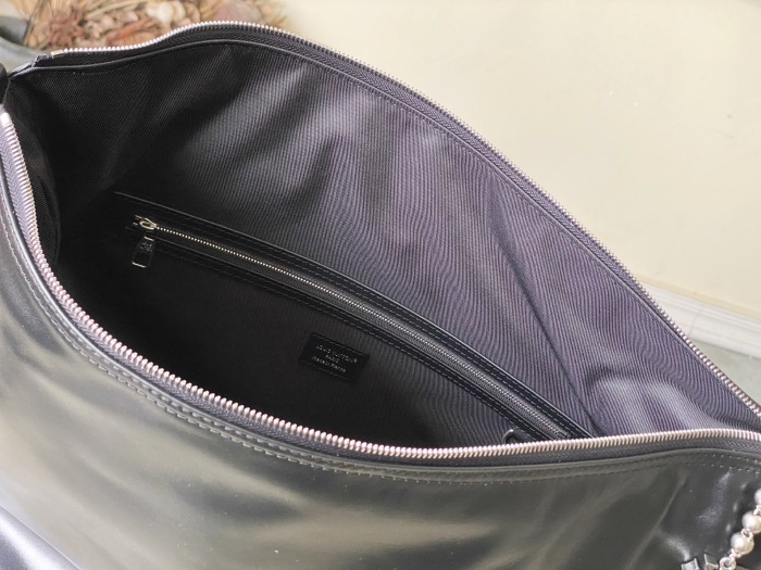 L*ouis V*uitton  Top Bag (maikesneakers)