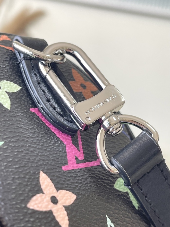 L*ouis V*uitton  Top Bag (maikesneakers)