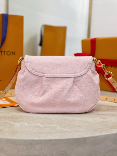 L*ouis V*uitton  Top Bag (maikesneakers)