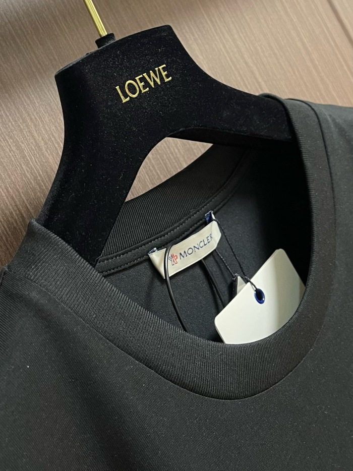 Men Women T-shirt  Top Quality maikesneakers