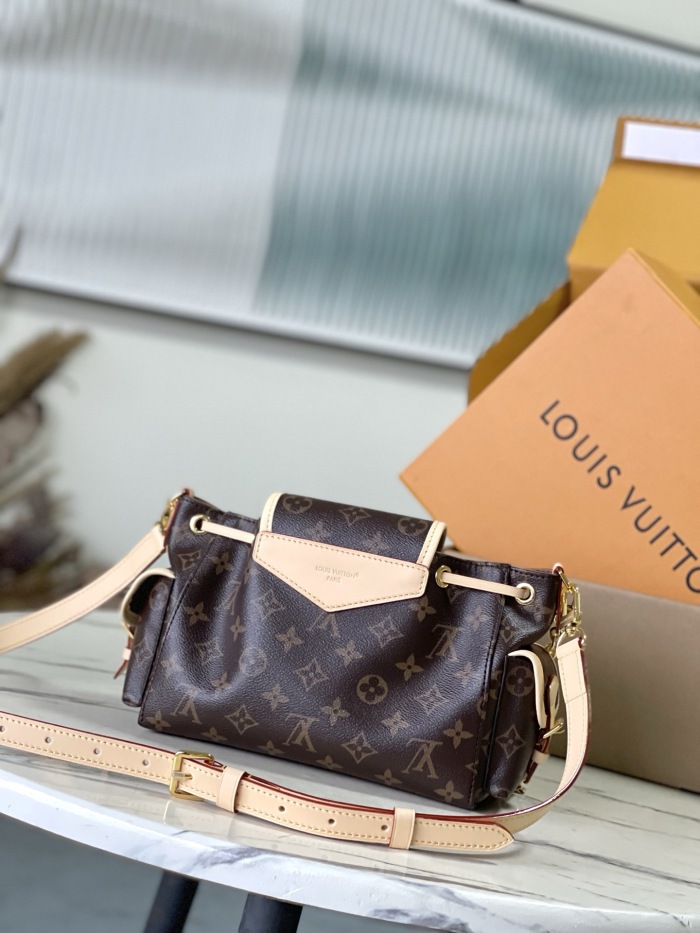 L*ouis V*uitton  Top Bag (maikesneakers)