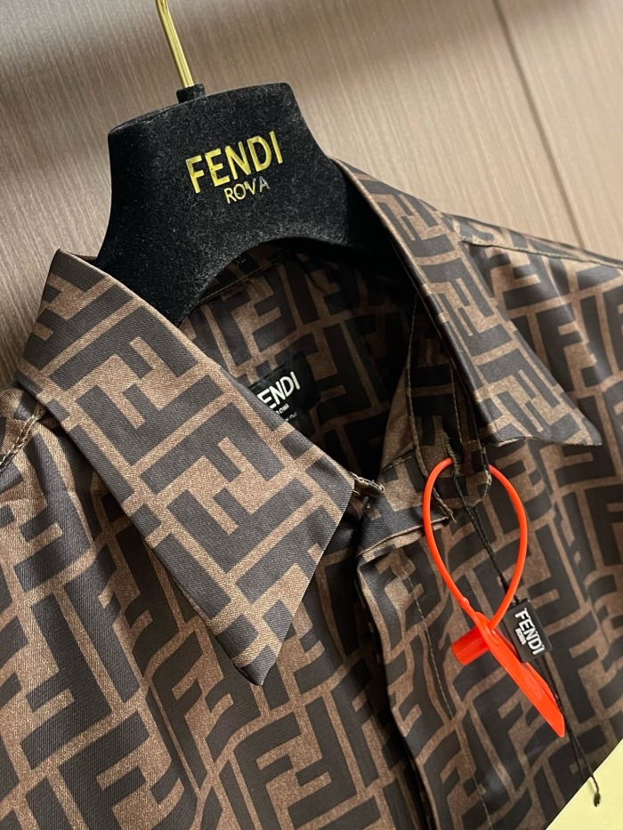 Men suits  Top Quality    maikesneakers