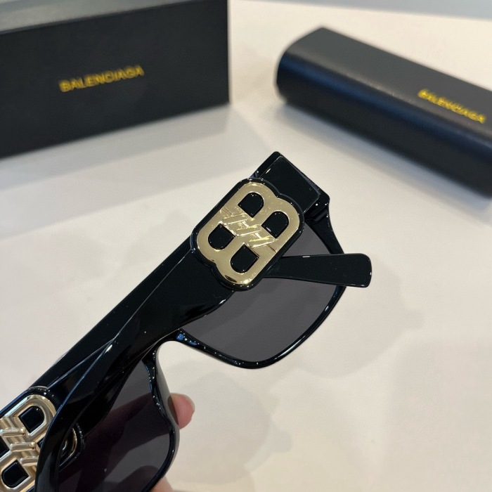 Top Quality B*alenciaga Glasses