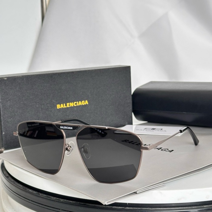 Top Quality B*alenciaga Glasses