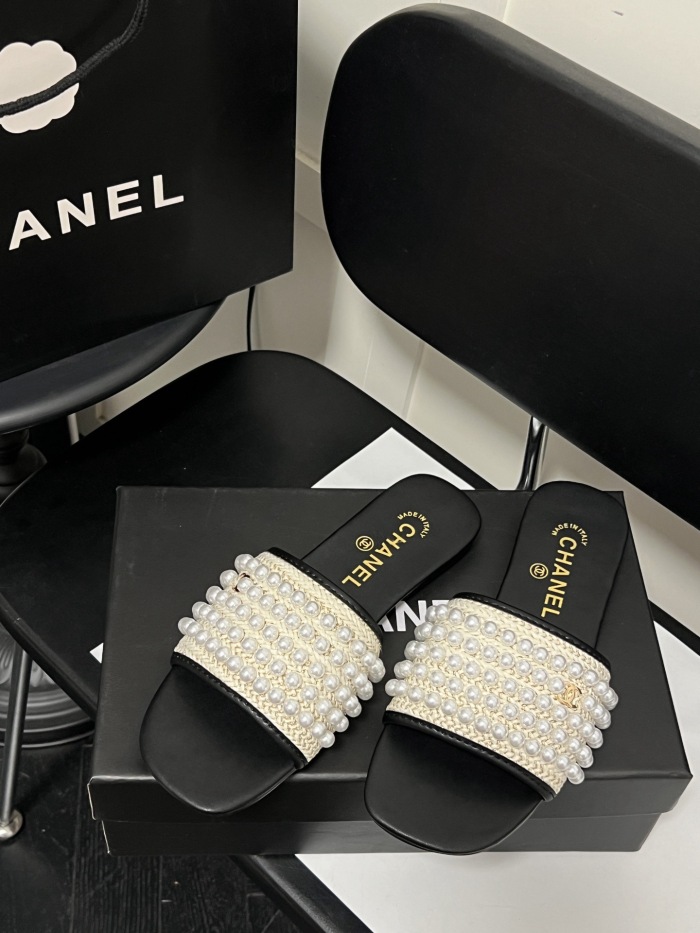 Women Top Quality C*hanel shoes