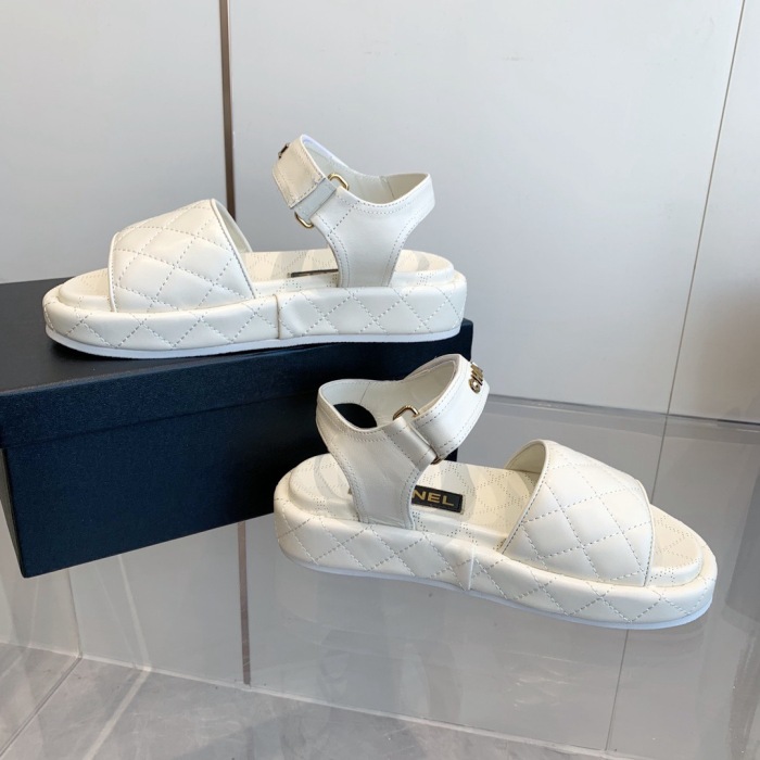 Women Top Quality C*hanel shoes