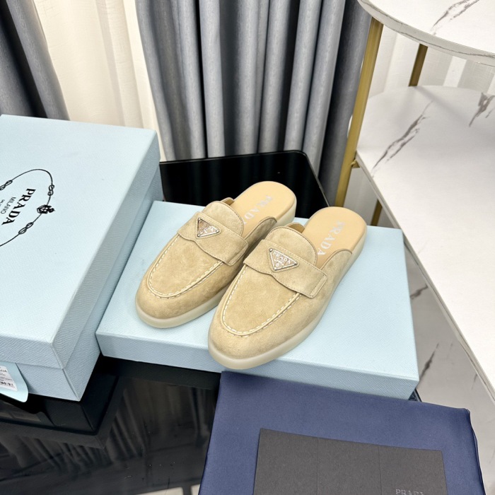 Women Top Quality P*rada shoes