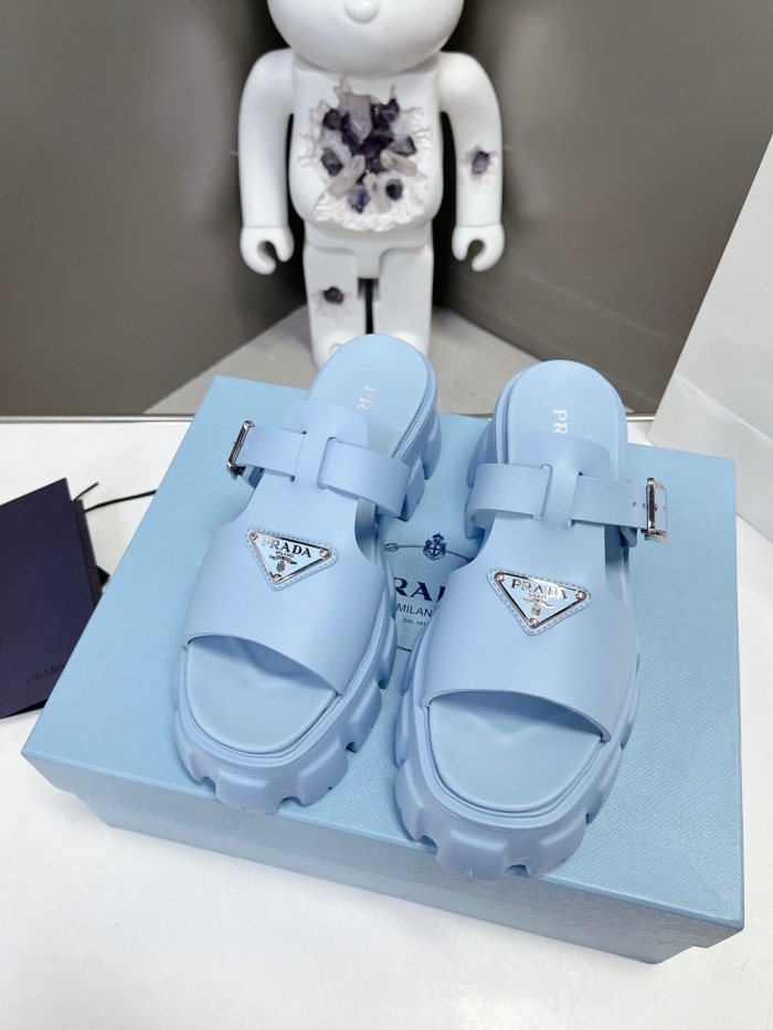 Women Top Quality P*rada shoes