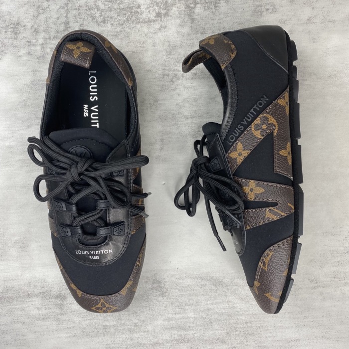 Men  Women  L*ouis V*uitton   Top Sneaker L*V Trainer