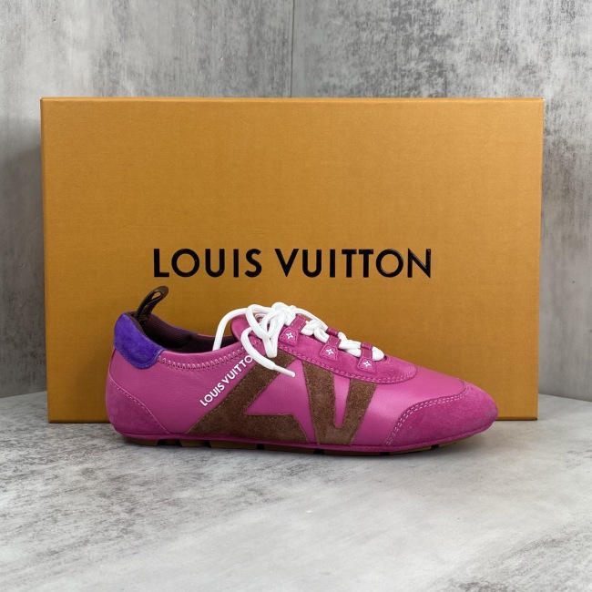 Men  Women  L*ouis V*uitton   Top Sneaker L*V Trainer