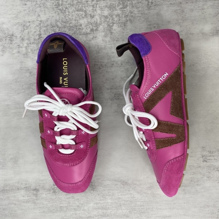 Men  Women  L*ouis V*uitton   Top Sneaker L*V Trainer