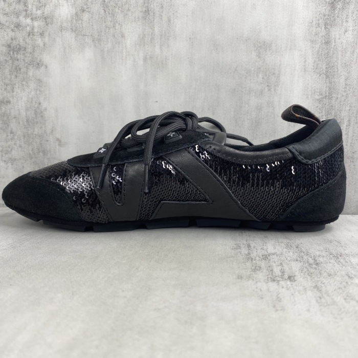 Men  Women  L*ouis V*uitton   Top Sneaker L*V Trainer