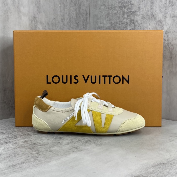 Men  Women  L*ouis V*uitton   Top Sneaker L*V Trainer
