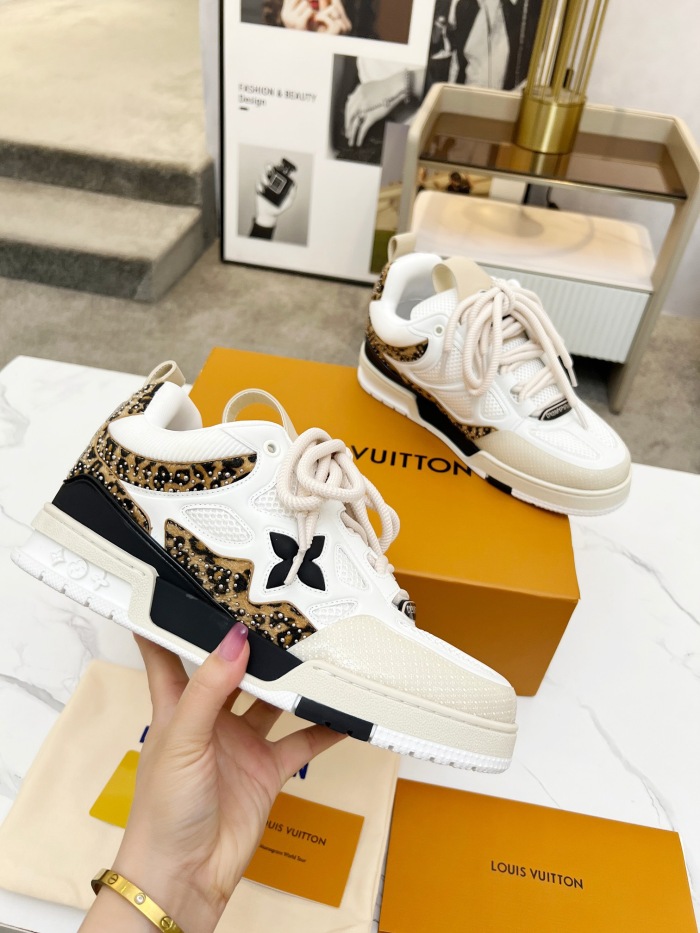 Men  Women  L*ouis V*uitton   Top Sneaker L*V Trainer size 35-46
