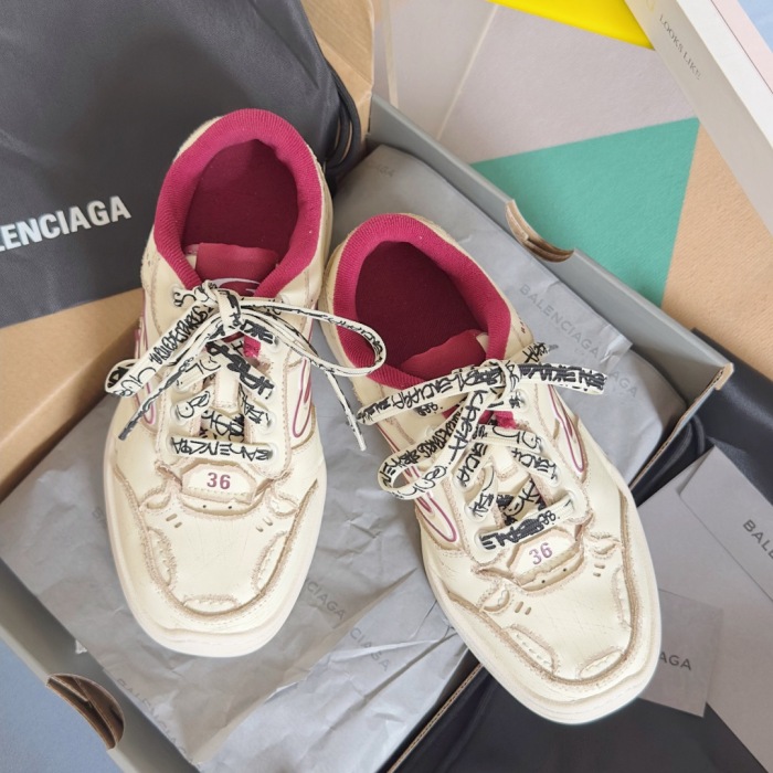 WOMEN SIZE 35-39 Men SIZE 39-45 B*alenciaga Sneaker  Top quality 1:1