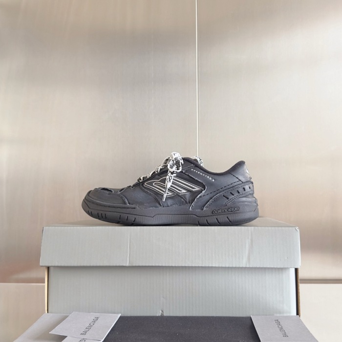 WOMEN SIZE 35-39 Men SIZE 39-45 B*alenciaga Sneaker  Top quality 1:1