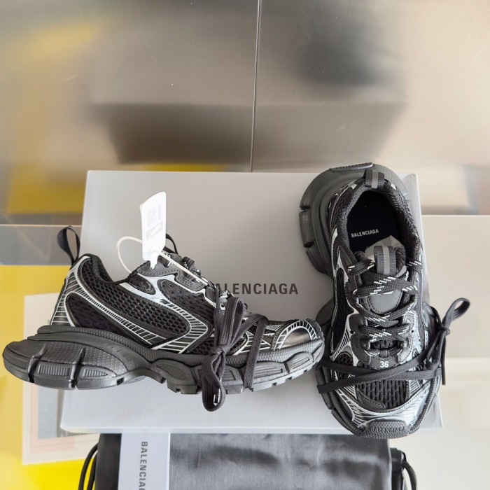 WOMEN SIZE 35-39 Men SIZE 39-45 B*alenciaga Sneaker  Top quality 1:1