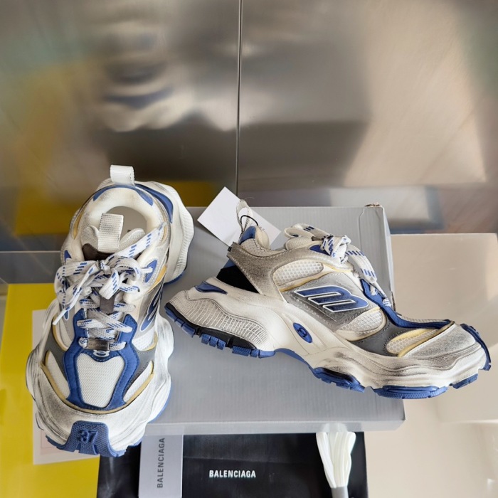 WOMEN SIZE 35-39 Men SIZE 39-45 B*alenciaga Sneaker  Top quality 1:1