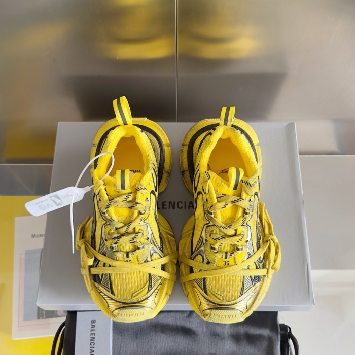 WOMEN SIZE 35-39 Men SIZE 39-45 B*alenciaga Sneaker  Top quality 1:1