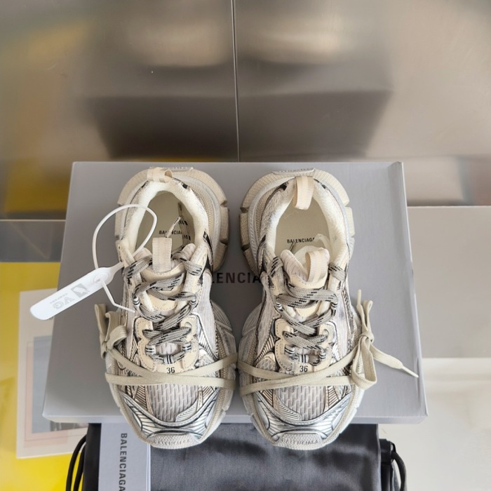 WOMEN SIZE 35-39 Men SIZE 39-45 B*alenciaga Sneaker  Top quality 1:1
