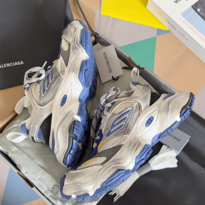 WOMEN SIZE 35-39 Men SIZE 39-45 B*alenciaga Sneaker  Top quality 1:1