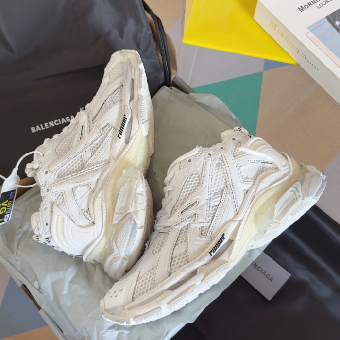 WOMEN SIZE 35-39 Men SIZE 39-45 B*alenciaga Sneaker  Top quality 1:1
