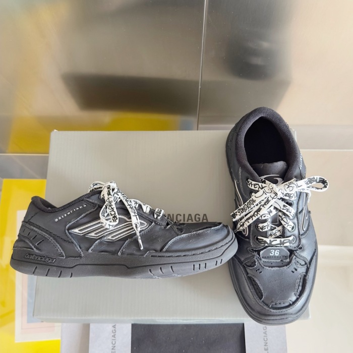 WOMEN SIZE 35-39 Men SIZE 39-45 B*alenciaga Sneaker  Top quality 1:1