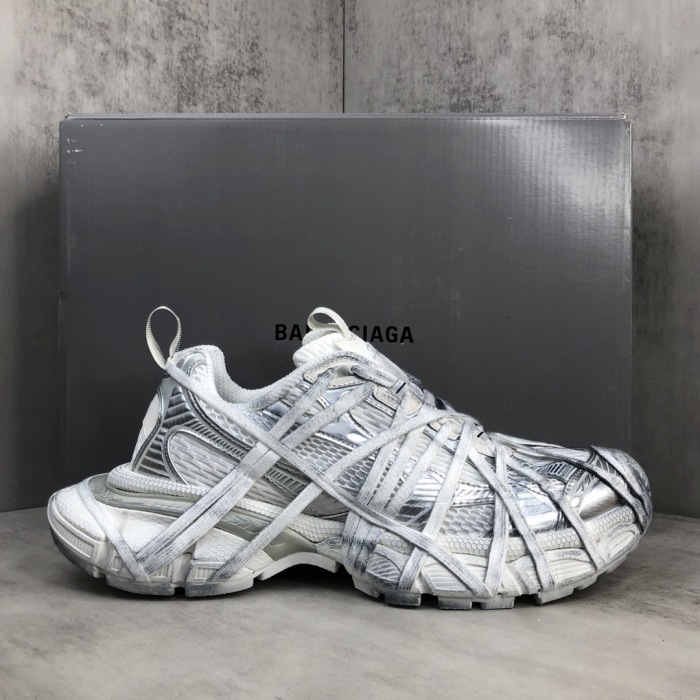 WOMEN SIZE 35-39 Men SIZE 39-45 B*alenciaga Sneaker  Top quality 1:1