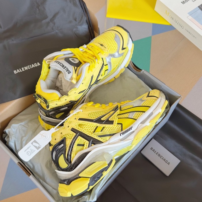 WOMEN SIZE 35-39 Men SIZE 39-45 B*alenciaga Sneaker  Top quality 1:1