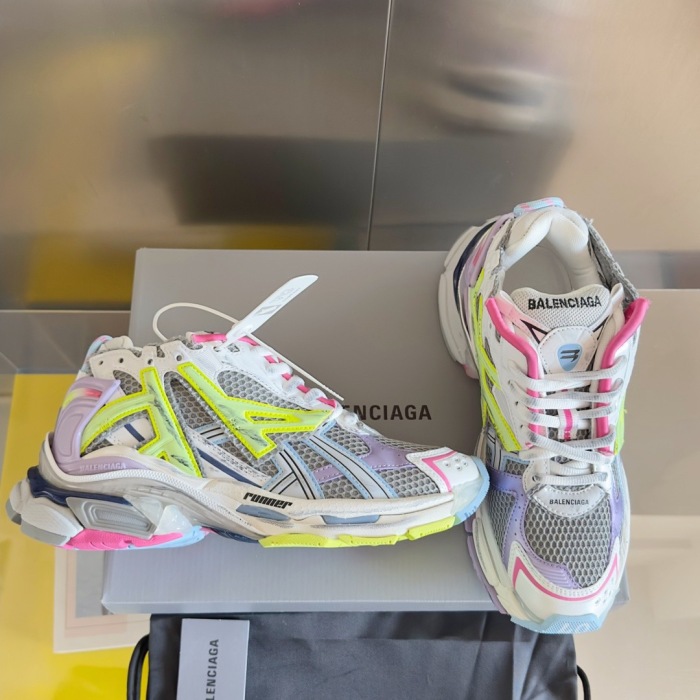 WOMEN SIZE 35-39 Men SIZE 39-45 B*alenciaga Sneaker  Top quality 1:1