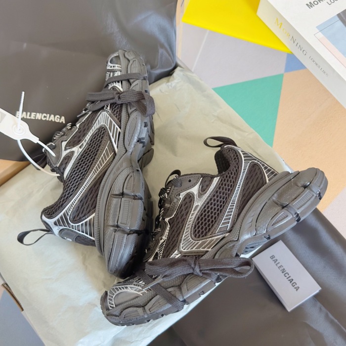 WOMEN SIZE 35-39 Men SIZE 39-45 B*alenciaga Sneaker  Top quality 1:1