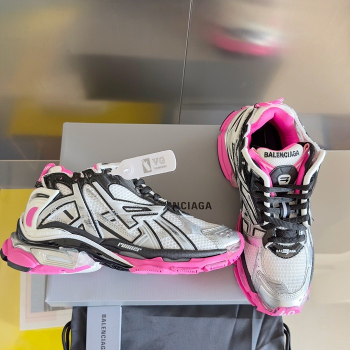 WOMEN SIZE 35-39 Men SIZE 39-45 B*alenciaga Sneaker  Top quality 1:1