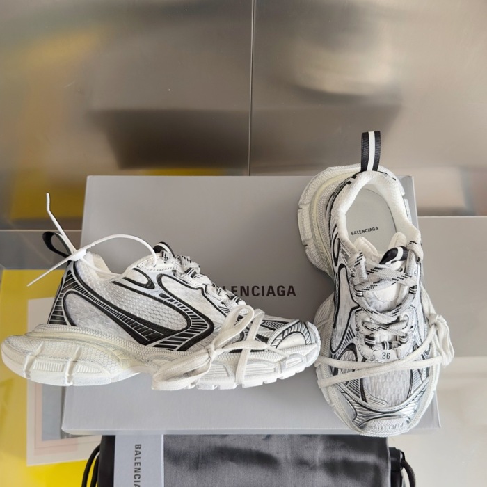 WOMEN SIZE 35-39 Men SIZE 39-45 B*alenciaga Sneaker  Top quality 1:1