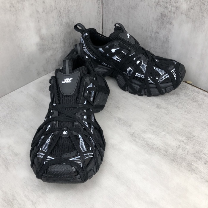 WOMEN SIZE 35-39 Men SIZE 39-45 B*alenciaga Sneaker  Top quality 1:1