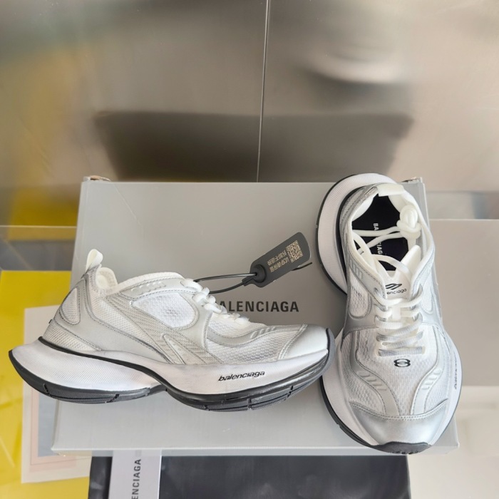 WOMEN SIZE 35-39 Men SIZE 39-45 B*alenciaga Sneaker  Top quality 1:1