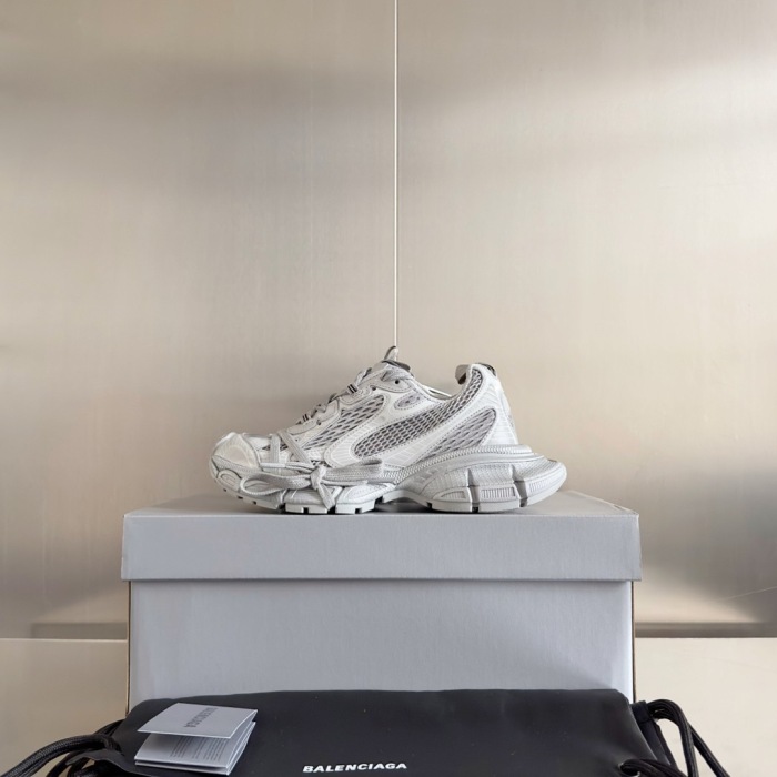 WOMEN SIZE 35-39 Men SIZE 39-45 B*alenciaga Sneaker  Top quality 1:1