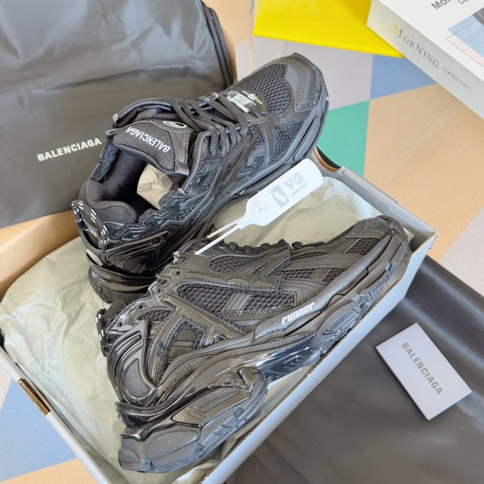 WOMEN SIZE 35-39 Men SIZE 39-45 B*alenciaga Sneaker  Top quality 1:1