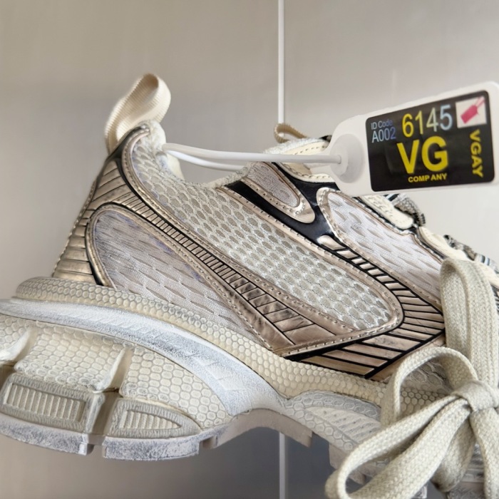 WOMEN SIZE 35-39 Men SIZE 39-45 B*alenciaga Sneaker  Top quality 1:1