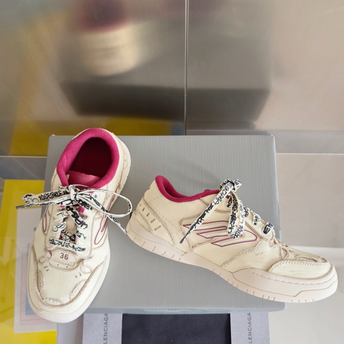 WOMEN SIZE 35-39 Men SIZE 39-45 B*alenciaga Sneaker  Top quality 1:1